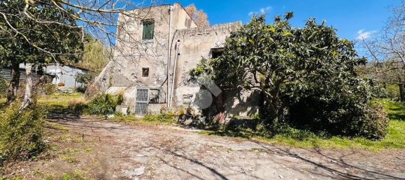 4 bedrooms House in Torre del Greco, Italy No. 358695 4