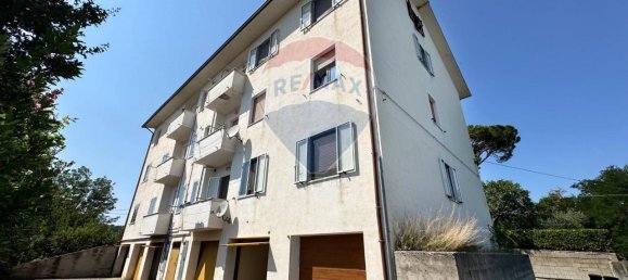 Apartamento de 9 habitaciónes en Mergo, Italy No. 1767 3
