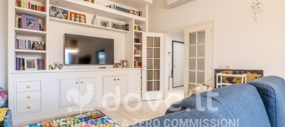 3 rooms Apartment in Florence, Italy No. 12749 6