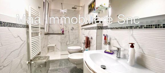 5 rooms Apartment in Albisola Superiore, Italy No. 300752 22