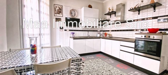 5 rooms Apartment in Albisola Superiore, Italy No. 300752 18