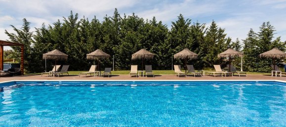 3000m² Building in Luz, Portugal No. 135921 32