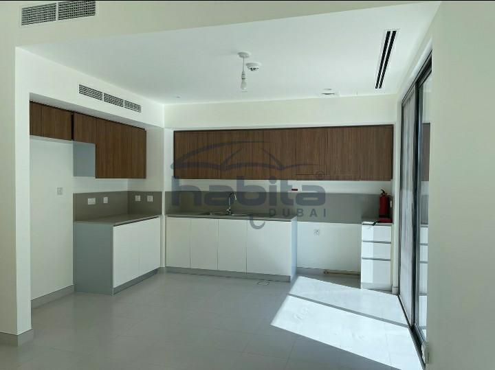 4 bedrooms Villa in Dubai South (Dubai World Central), UAE No. 36092