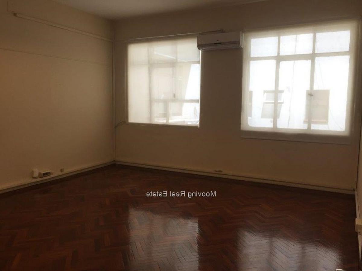 8 غرف نوم مكتب في Montevideo, Uruguay رقم 13453