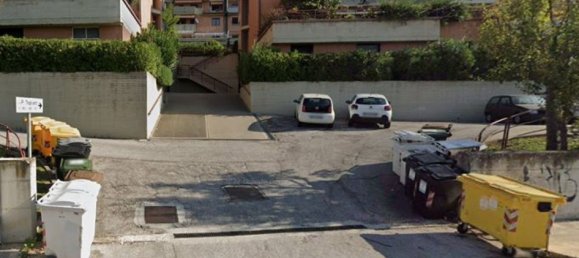 7-salle Appartement à Ancona, Italy No. 11320 2