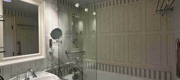 2 bedrooms Condo in Khlong Toei, Thailand No. 68003 2