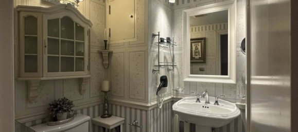 2 bedrooms Condo in Khlong Toei, Thailand No. 68003 4