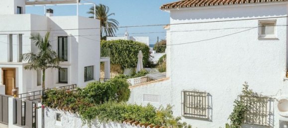 3 bedrooms Villa in Marbella, Spain No. 111421 50