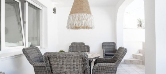 3 bedrooms Villa in Marbella, Spain No. 111421 39