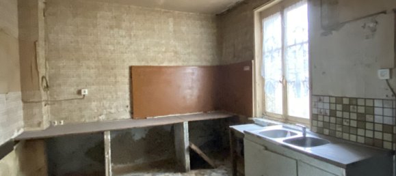 3 bedrooms House in Bohain-en-Vermandois, France No. 74627 4