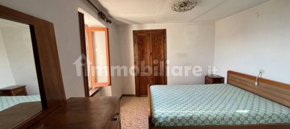 2 bedrooms House in Bardi, Italy No. 150014 10