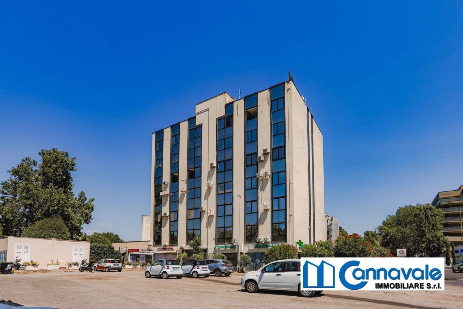 2 bedrooms Apartment in Rome, Italy No. 392241