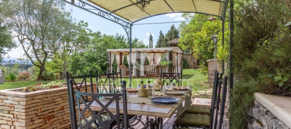 4 bedrooms House in Cetona, Italy No. 178544 12