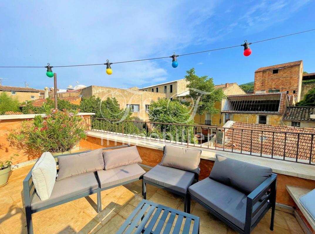 3 bedrooms Duplex in Apt, France No. 353189