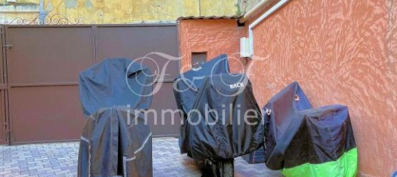 3 bedrooms Duplex in Apt, France No. 353189 2