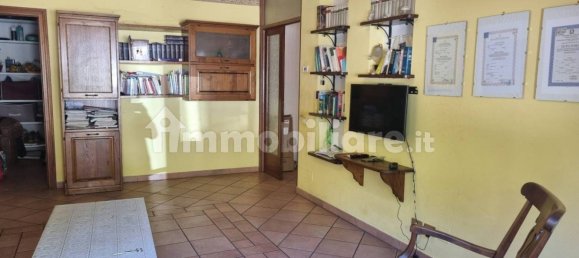 2 bedrooms Apartment in Montone, Italy No. 301052 5