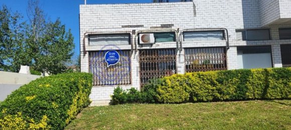 Propriété commerciale à Moreira, Portugal 60m² No. 36871 9