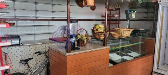 Propriété commerciale à Moreira, Portugal 60m² No. 36871 2