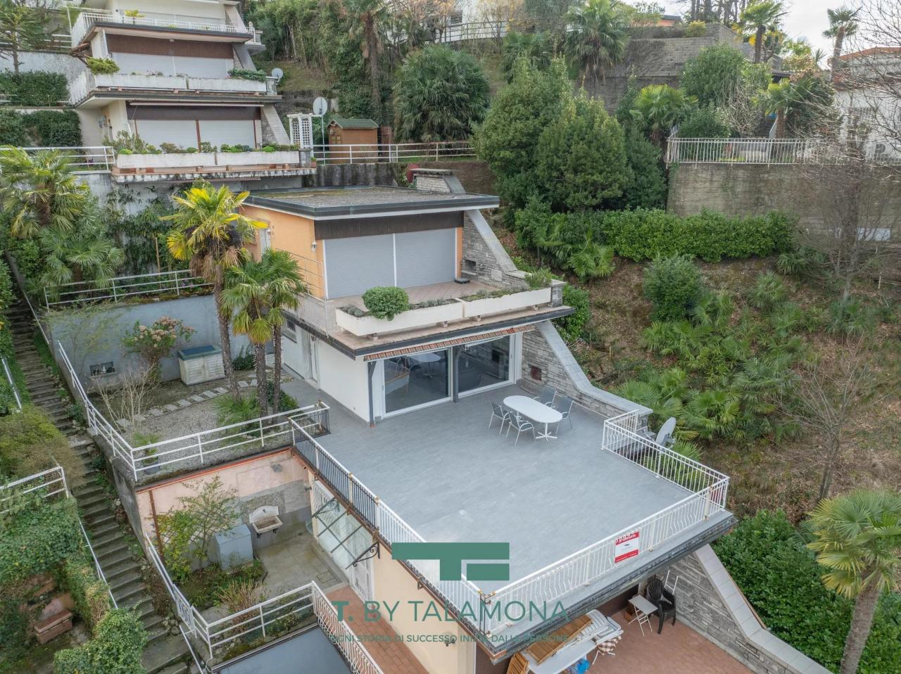 2غرفة شقة في Brezzo di Bedero, Italy رقم 127053