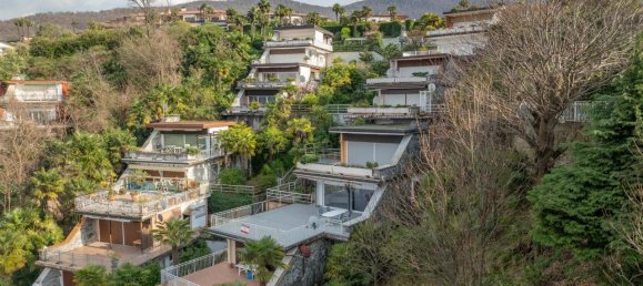 2غرفة شقة في Brezzo di Bedero, Italy رقم 127053 35