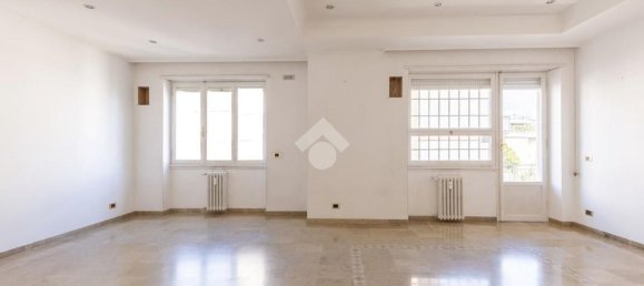 4 bedrooms Apartment in Rome, Italy No. 323548 42