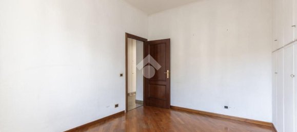 4 bedrooms Apartment in Rome, Italy No. 323548 68