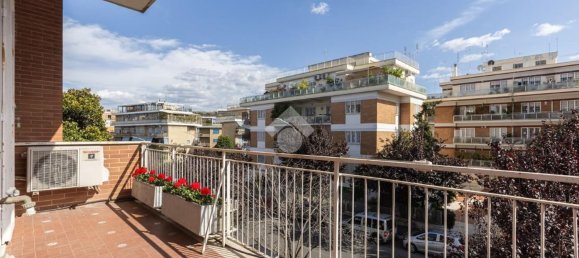 4 bedrooms Apartment in Rome, Italy No. 323548 34
