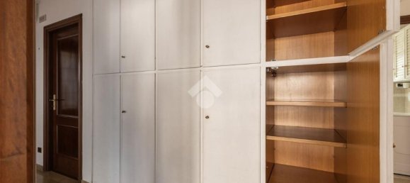 4 bedrooms Apartment in Rome, Italy No. 323548 35