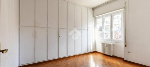 4 bedrooms Apartment in Rome, Italy No. 323548 43