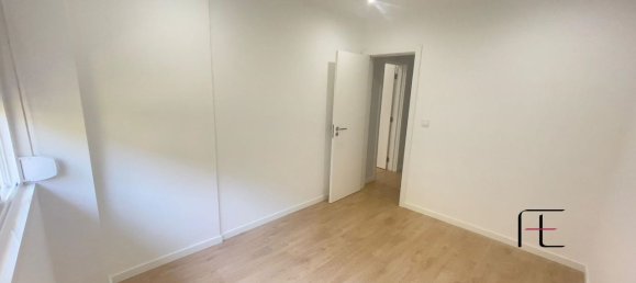 3 bedrooms Apartment in Amadora, Portugal No. 69832 8