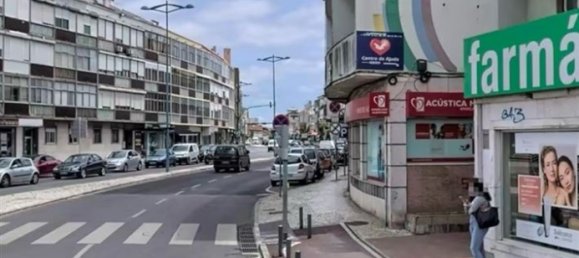 3 bedrooms Apartment in Amadora, Portugal No. 69832 12