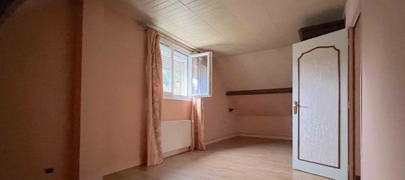 Casa de 4 dormitorios en Poligny, France No. 187452 5