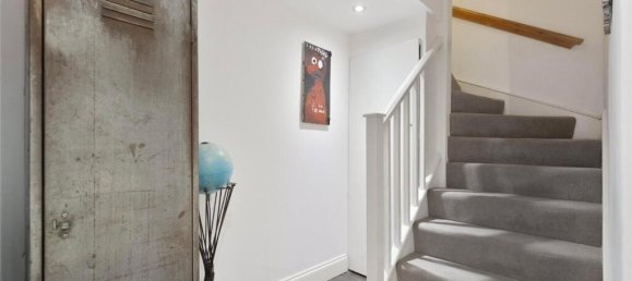 2 bedrooms Apartment in London, United Kingdom No. 3583 10