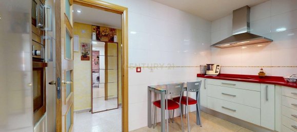 4 Schlafzimmer Wohnung in Coslada, Spain, Nr. 137385 16