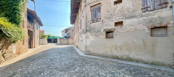 3 bedrooms House in Udine, Italy No. 71769 21