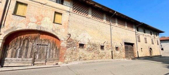 3 bedrooms House in Udine, Italy No. 71769 6