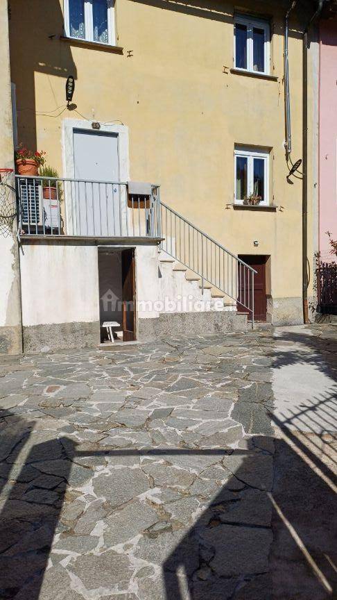 4 Schlafzimmer Villa in Savignone, Italy, Nr. 329842