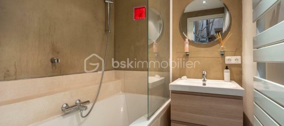 4 bedrooms House in Isere, France No. 355469 14