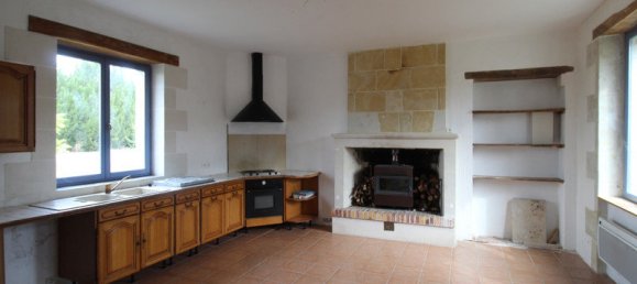 3 chambres Maison à Abilly, France No. 87737 2