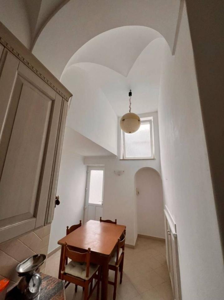 4 rooms Apartment in Capri, Italy No. 117822