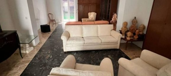 4 rooms Apartment in Capri, Italy No. 117822 2