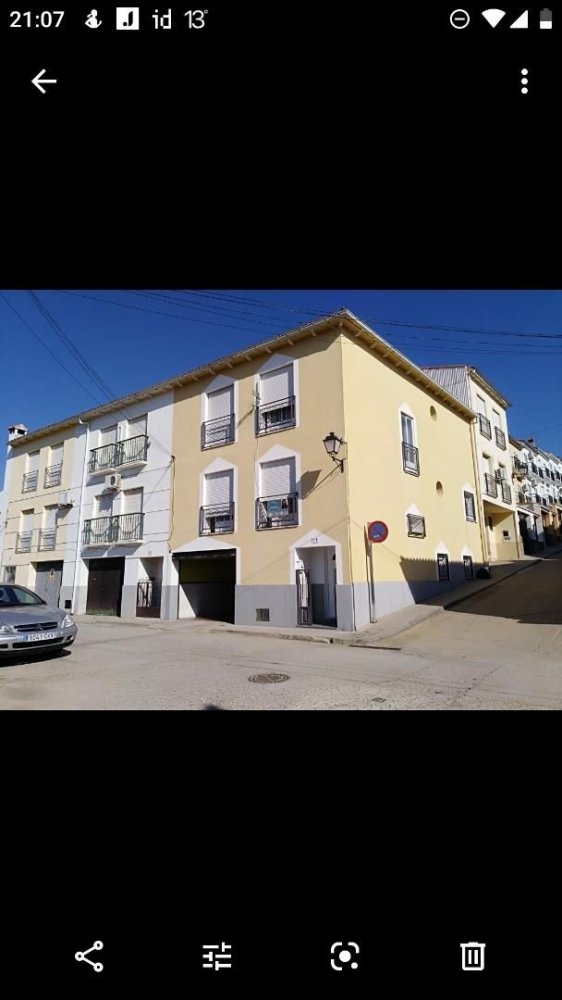 5 bedrooms Townhouse in Malpartida de Plasencia, Spain No. 165769
