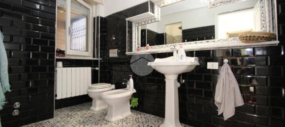 4 bedrooms Villa in Sant'Ambrogio di Torino, Italy No. 53269 14