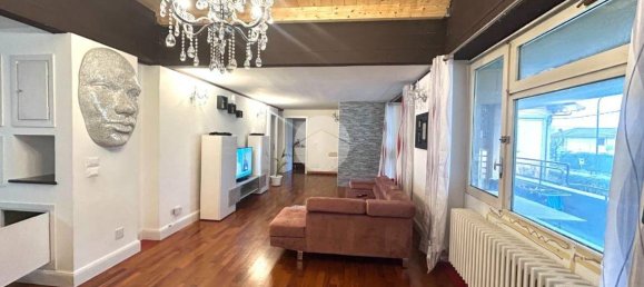 4 bedrooms Villa in Sant'Ambrogio di Torino, Italy No. 53269 4