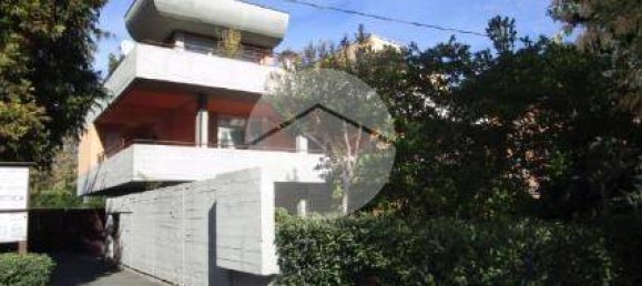 4 bedrooms Villa in Sant'Ambrogio di Torino, Italy No. 53269 5