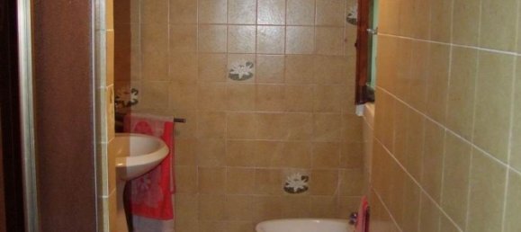 9-Zimmer Haus in Dicomano, Italy, Nr. 208215 37