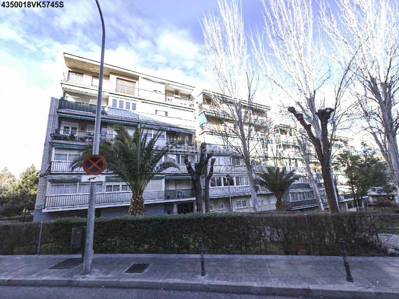 83m² Commercial property in Coslada, Spain No. 224955
