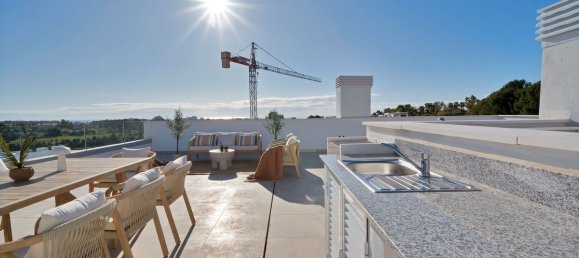 3 Schlafzimmer Penthouse in Estepona, Spain, Nr. 140287 39