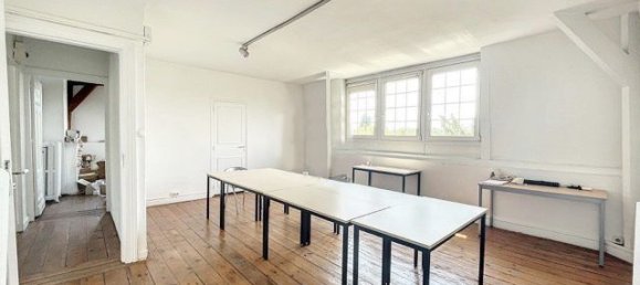 5 bedrooms Apartment in Croix, France No. 70486 7