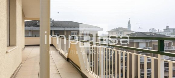 9-salle Penthouse à Oderzo, Italy No. 2421 11